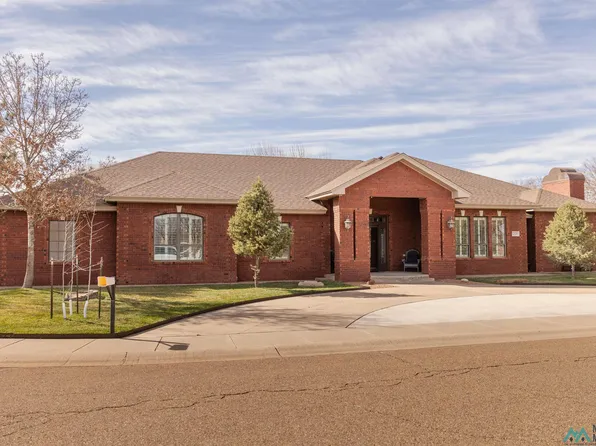 2129 Northglen Dr, Clovis, NM 88101