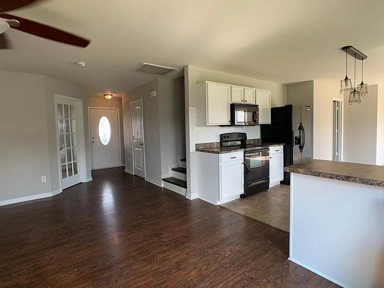 111 Rein Dance Ln — Photo 3