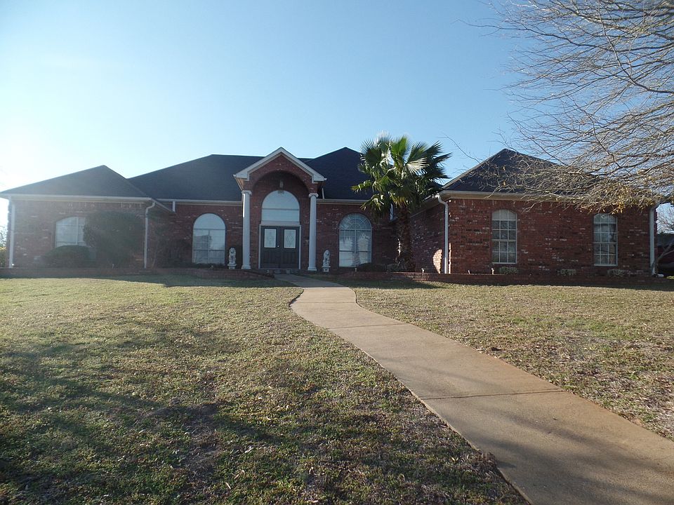 1st image of 611 Pebble Beach Dr