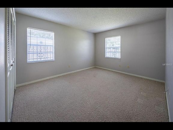 2nd image of 2013 E Barlington Dr