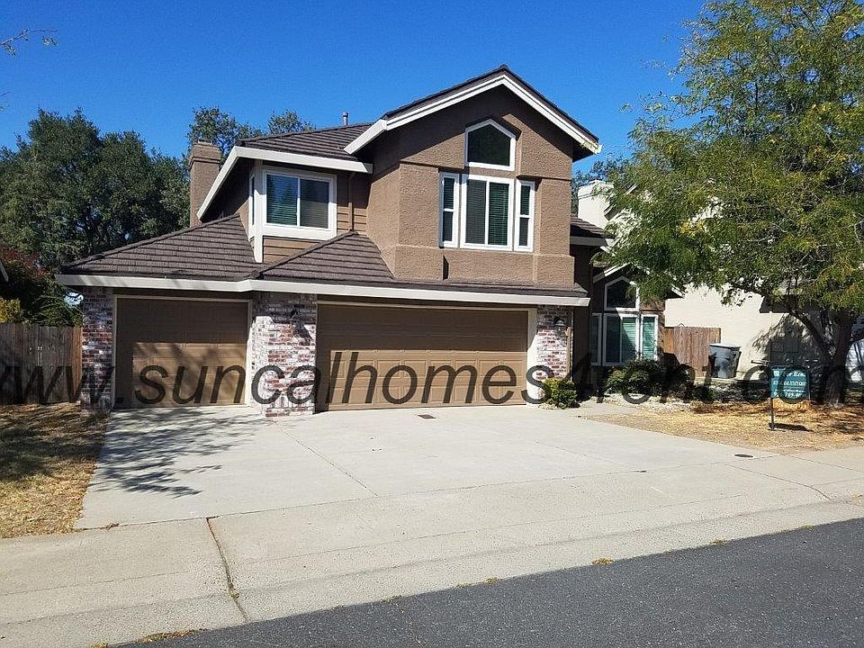 1st image of 3223 Outlook Dr