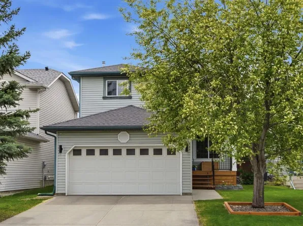 3725 N Douglas Ridge Way SE, Calgary, AB T2Z 3B7