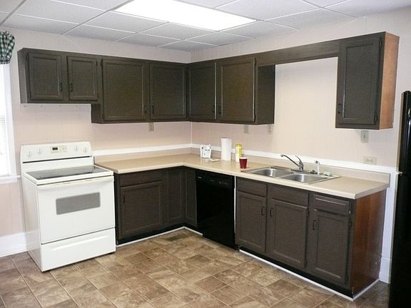 4th image of 324 Highland Ave