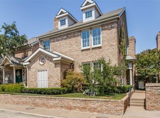 7907 Caruth Ct, Dallas, TX 75225