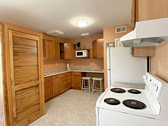 4th image of 118 Monahan Dr #G