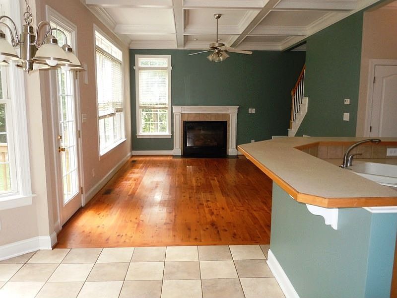 2nd image of 7406 Fairhaven Rd