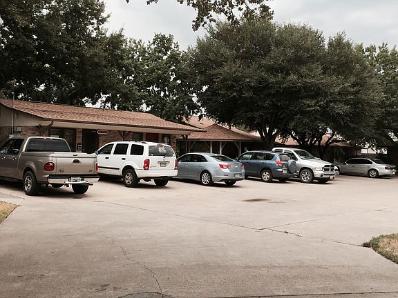 5th image of 3400 N Travis Ave #6598