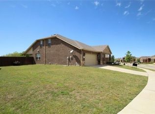 1300 Cheyenne Dr, Aubrey, TX 76227