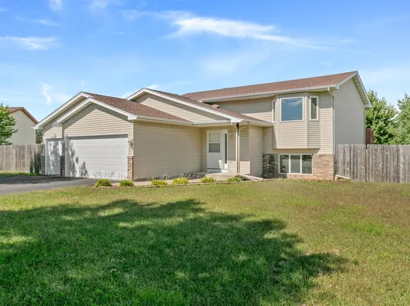 504 5th Avenue Ct SW, Isanti, MN 55040