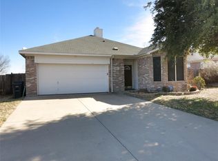 3937 Overlake Dr, Denton, TX 76210