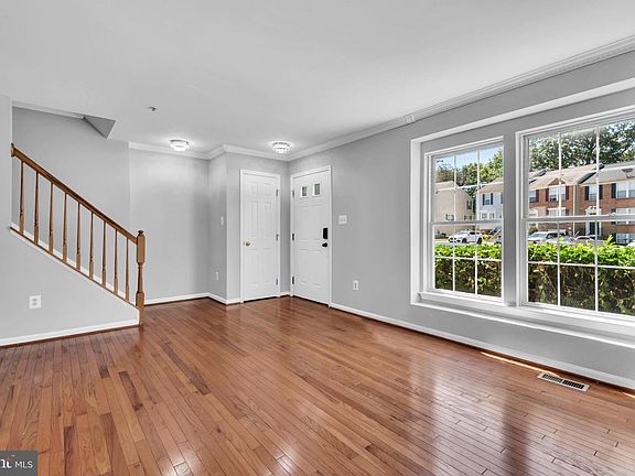 5th image of 12217 Sweetwood Pl