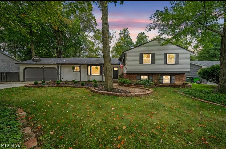1st image of 1066 Eastlawn Dr
