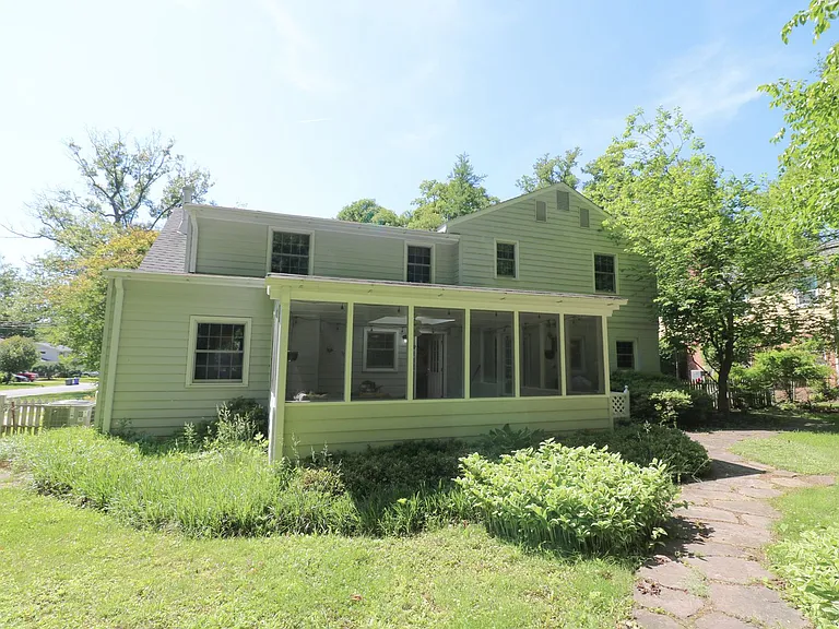 14601 Melinda Ln — Photo 15