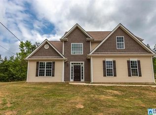 177 Little Pond Ln, Talladega, AL 35160
