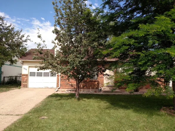 1507 Cedarwood Dr, Fort Collins, CO 80521