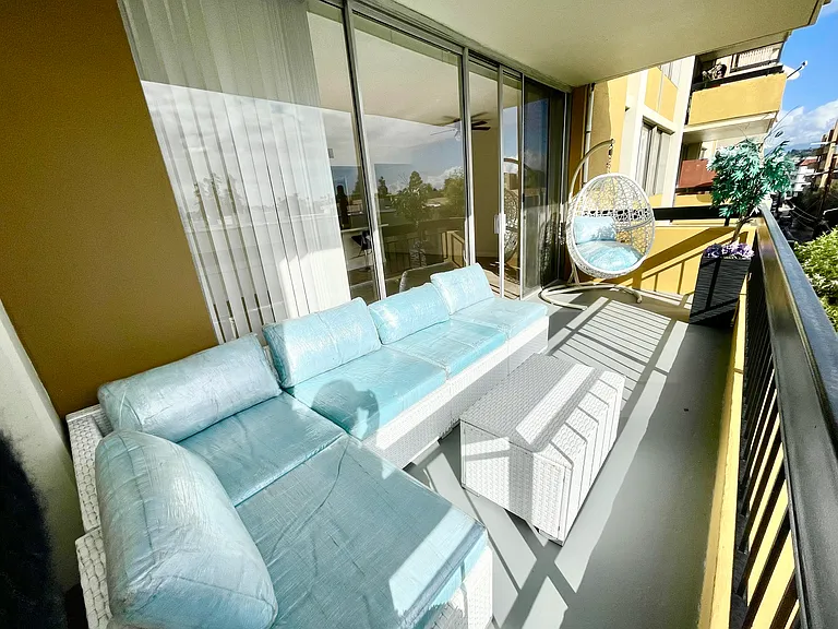 Occidental Towers Apartments — Photo 24
