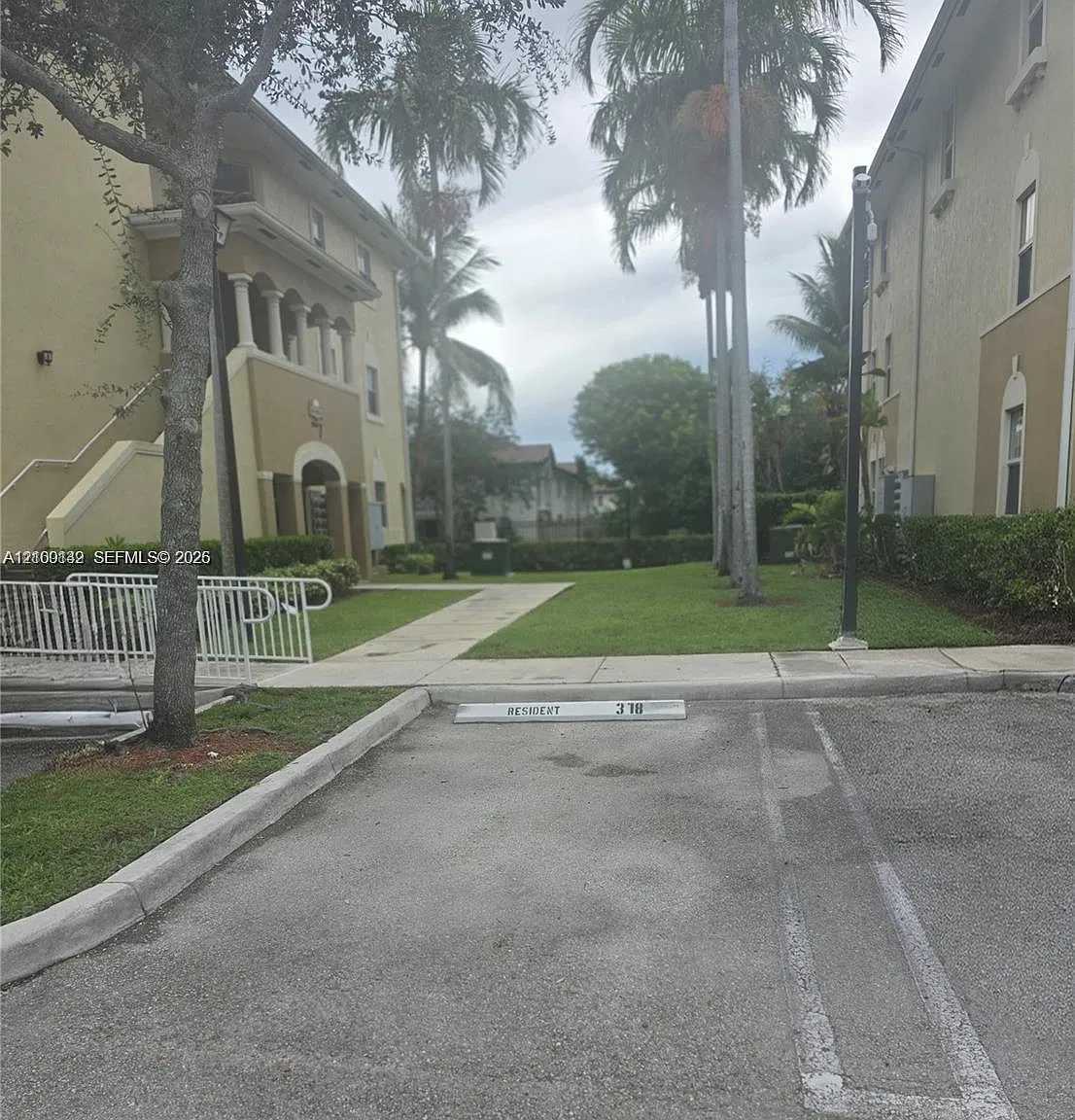 Coronado At Doral Ii Cond — Photo 3