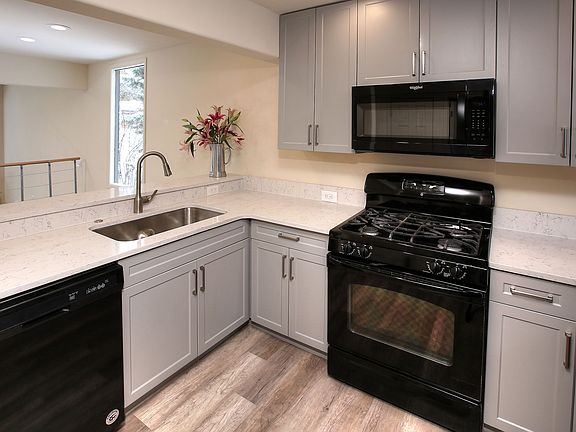 3rd image of 1975 W Gore Creek Dr APT 27