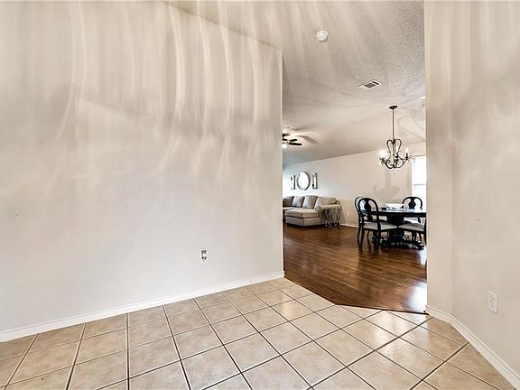 4th image of 4416 Spanish Oak Ln