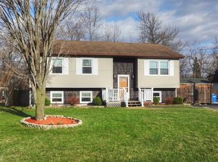 41 Adams St, Saint Albans, VT 05478