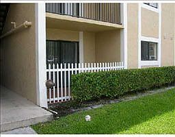 1st image of 450 Palm Cirw 102