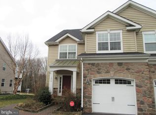 1076 La Grange Pkwy, Newark, DE 19702