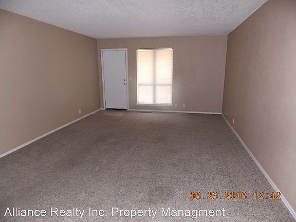 5th image of 1311 Summerton Pl