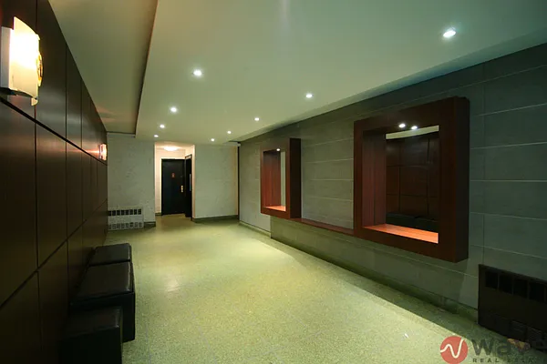 Rented by Wave Real Estate Group | media 8