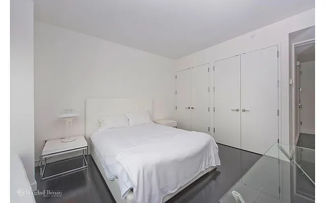 Rented by Douglas Elliman | media 21