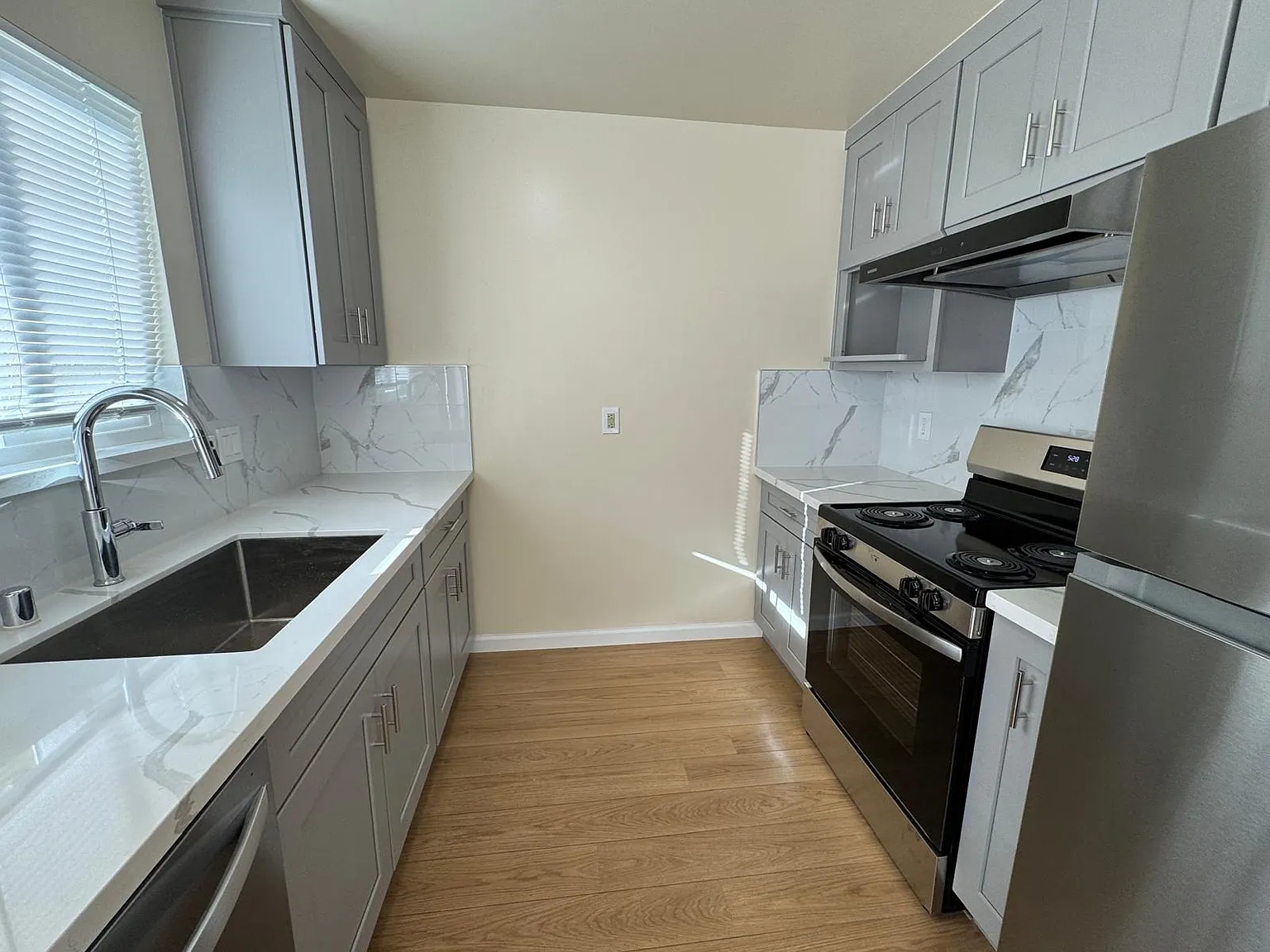 1 bed, 667 sqft, $2,800 — Photo 2