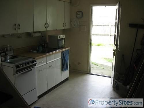 4th image of 4 Primrose Ln