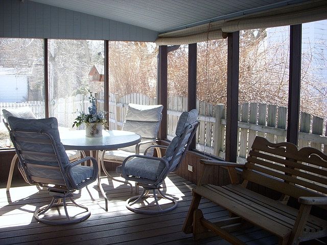 1st image of 427 Lakeview Dr