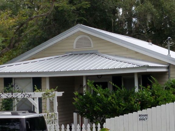 2nd image of 4568 1st Ave