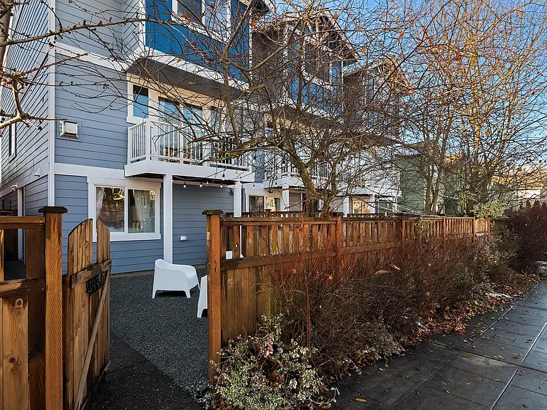 4835 Delridge Way SW #C — Photo 3