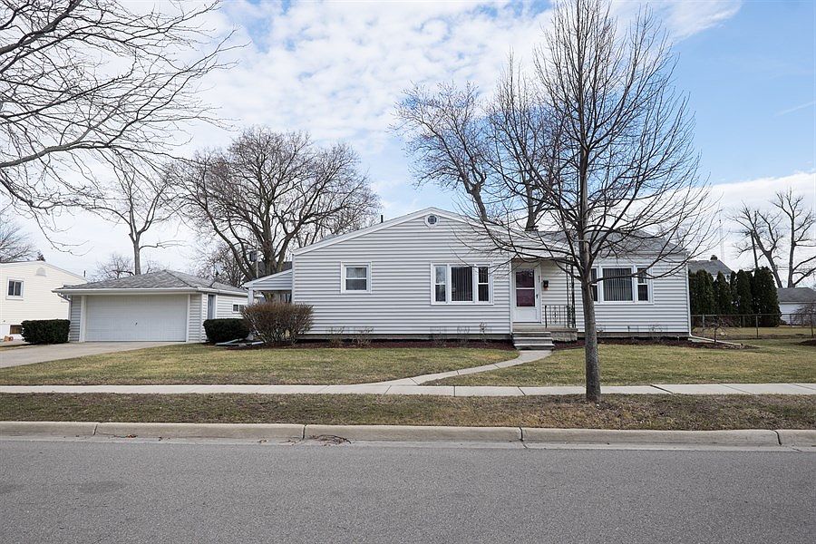 1st image of 847 Woodville Ave