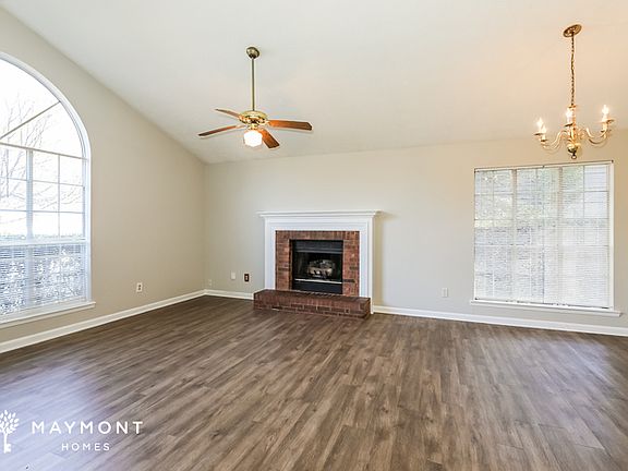 3rd image of 1711 Hearthstone Way