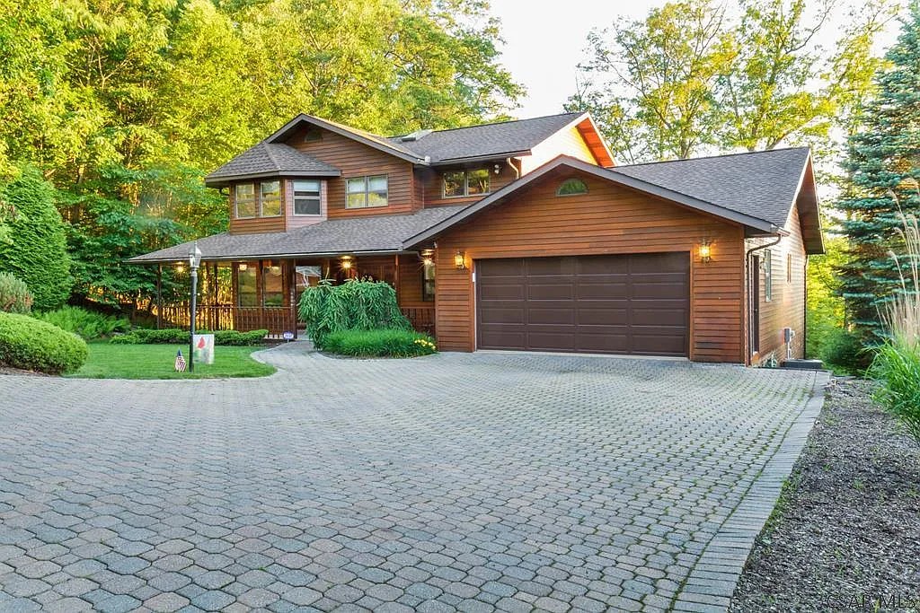 320 Graystone Ln photo 1