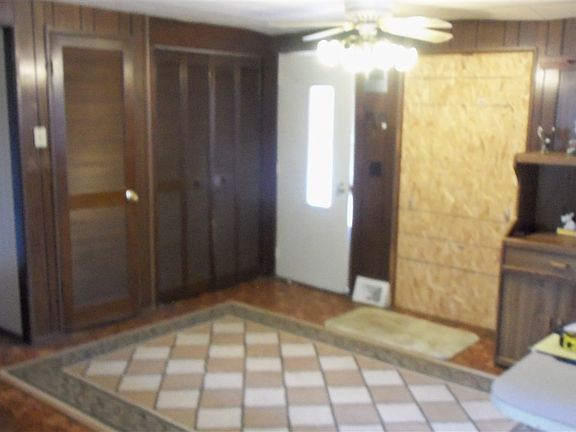 5th image of 1534 Tamarack Ave