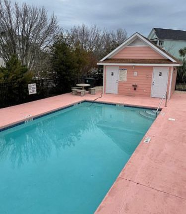 5th image of 1310 Battery Park Dr