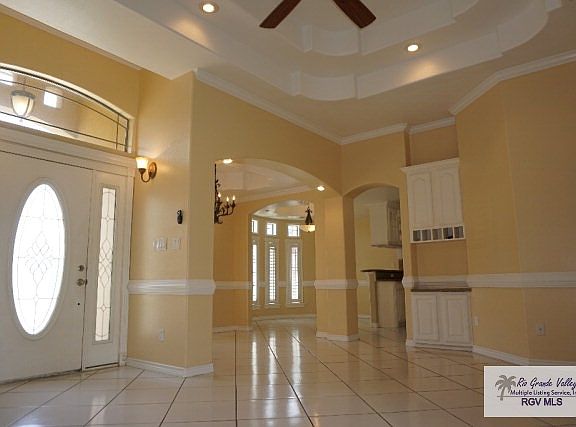 2nd image of 4725 Mona Dr