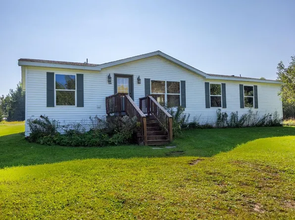 130 Smoky Lake Dr, Iron River, MI 49935