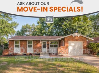 16806 E 35th St S, Independence, MO 64055