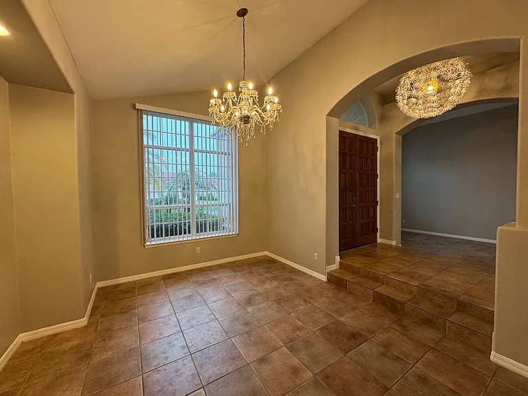 2521 Roat Dr — Photo 11