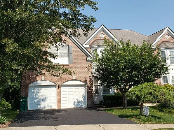 317 Provincial Dr, Morganville, NJ 07751