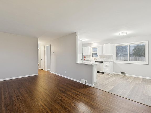 5th image of 8016 Aster Dr