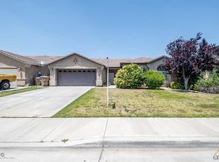 10508 Vista Bonita Dr, Bakersfield, CA 93311