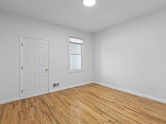 5th image of 552 Franklin St Floor 1