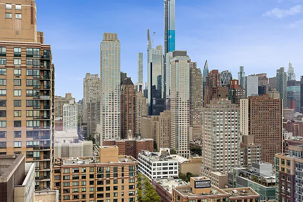 Sold by BLU Real Estate | media 27