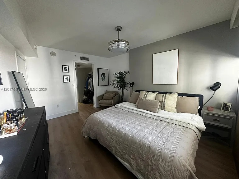 1750 N Bayshore Dr #1609 — Photo 15