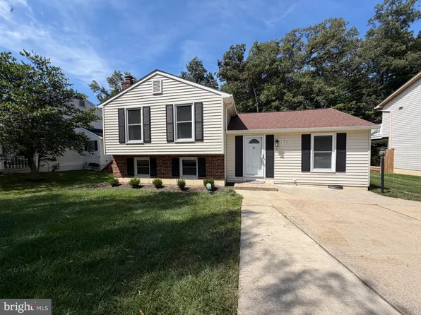 7606 Fallswood Way, Lorton, VA 22079